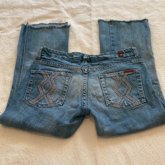 7FAM crop flare raw hem light wash jeans, low rise, size 27 - Picture 2 of 11
